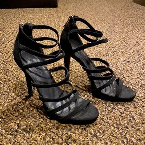 Black strappy heels size 6